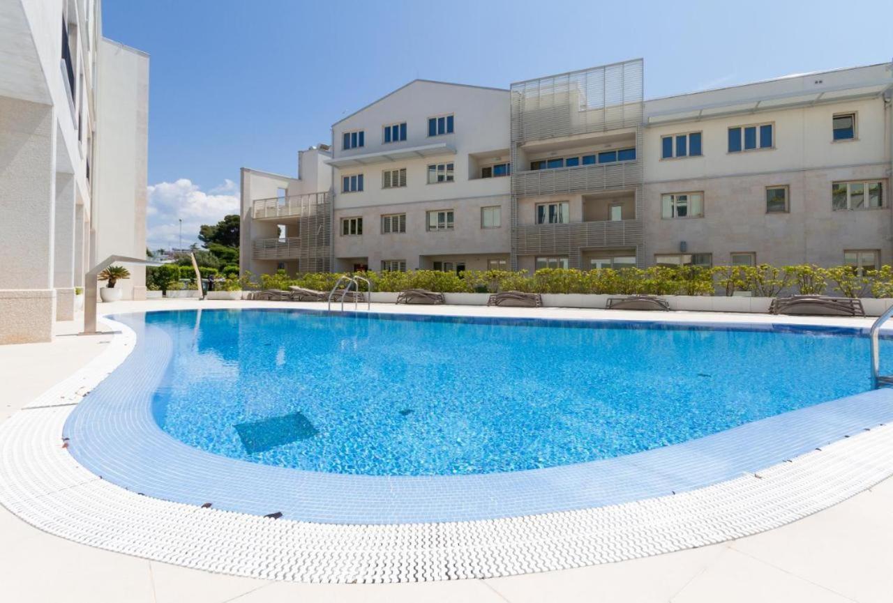Lux Pool Suite Umag Exterior foto